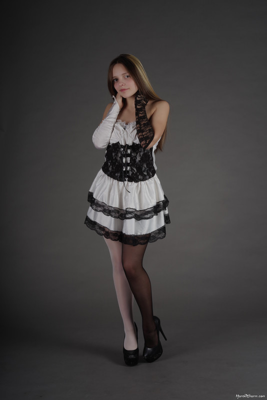 MarvelCharm_Nika-Light-Dark-109