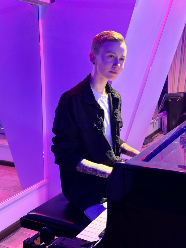 2BA000C8-5D05-413A-A723-057FA01641CB