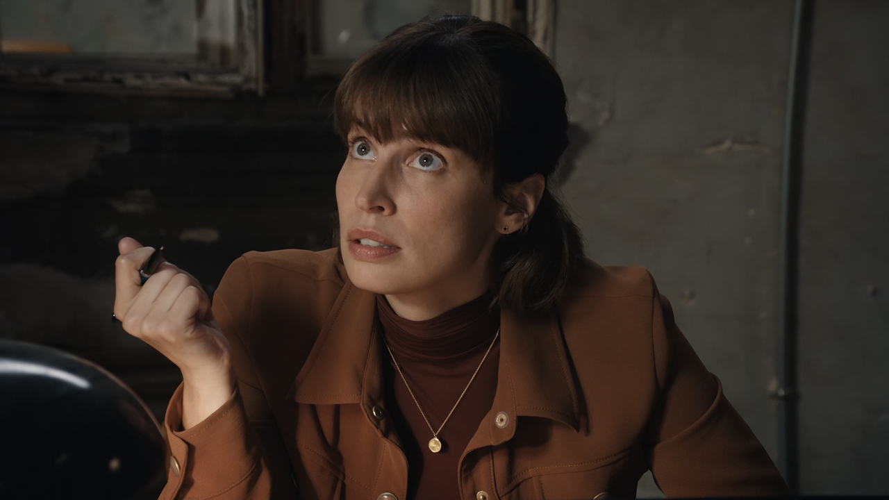 FBI.International.S01E02.The.Edge.1080p.10bit.AMZN.WEB-DL.DDP5.1.HEVC-Vyndros.mkv_snapshot_17.00_[20