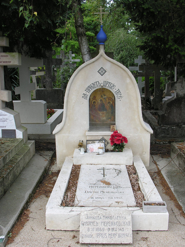 S-pulture-de-Dimitri-Merejkovski-et-de-Zina-da-Hippius