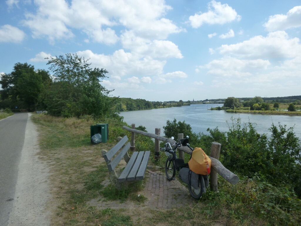 [Afbeelding: P1030693.jpg]