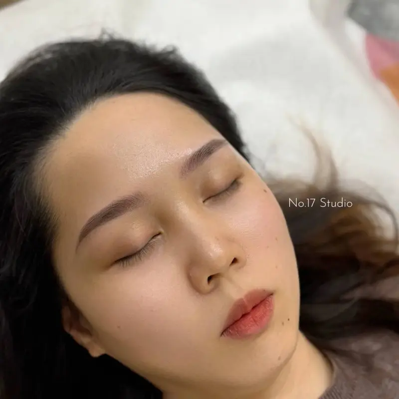 台中北屯霧眉推薦｜No.17 Studio 清新淡眉風格，適合日常妝容