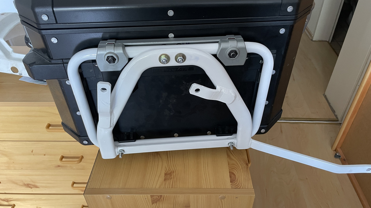 446DADEC-5F0A-4337-8D2D-6353F4A4CB0E