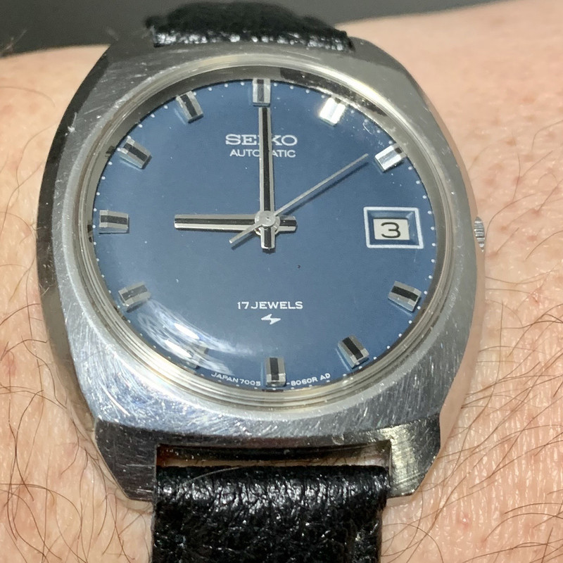 4A037585-AFA4-416F-BF9B-CFFCF25C3C2B