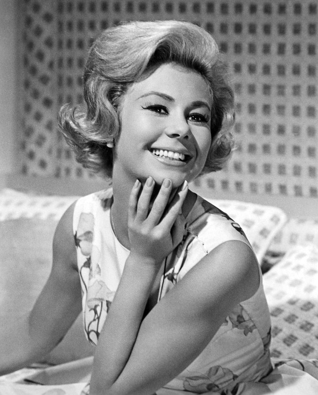 Mitzi_Gaynor_c67