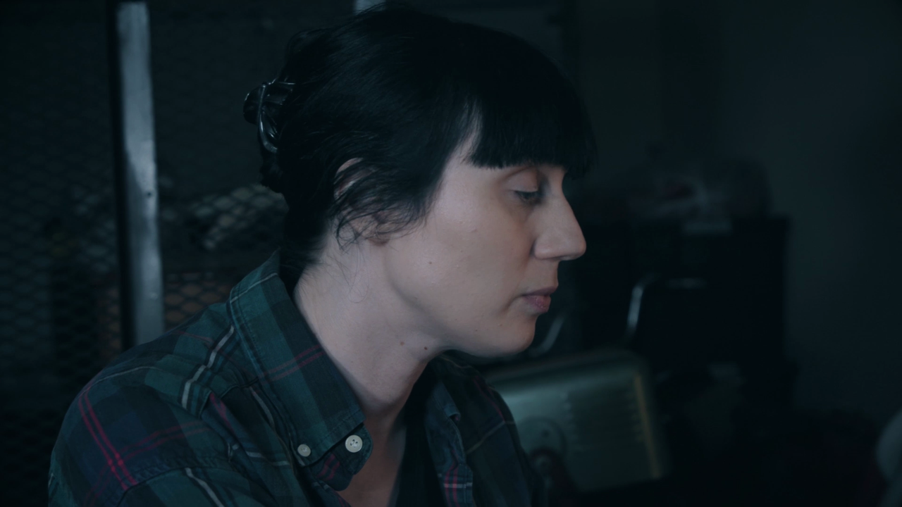 Last radio call 2022. Last radio call фильм 2022 кадры. Last radio call 2022. Мэйси уильямс волчица. Последний радиовызов фильм.