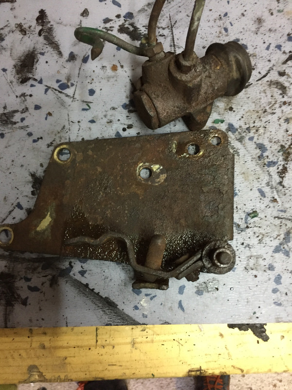 Restauration 4L (760)