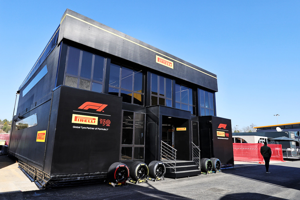 [Imagen: f1-test-barcellona-gallery-day1-154.jpg]