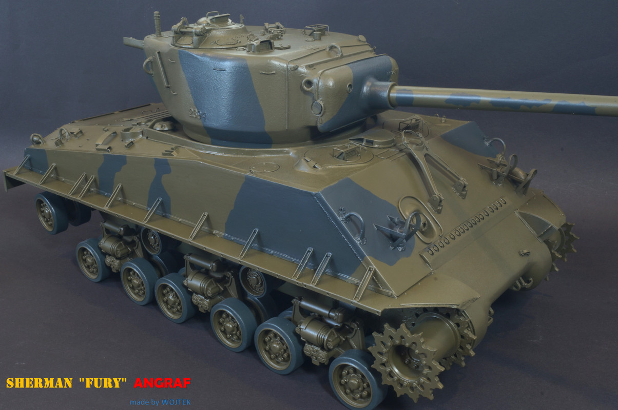 M4A3E8 SHERMAN  FURY 184