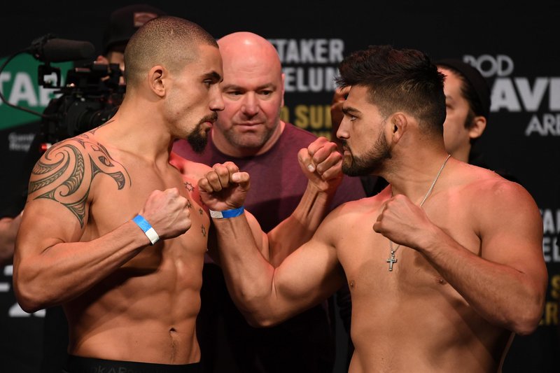 Превю преди UFC on ESPN: Уитакър срещу Гастелъм