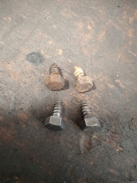 2141CDA3-545E-4C04-8FC2-CDAAA1C91F78