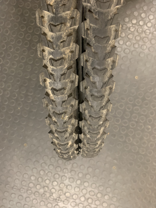 A45FF42B-B49C-484E-93AD-B40FC54688EE