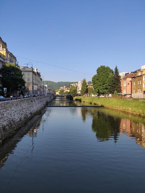 10 días por Eslovenia, Croacia y Bosnia con 3 niños. - Blogs de Europa Oriental - Sabado: Entramos a Bosnia parando en Mostar, Jablanica y Sarajevo. (36)