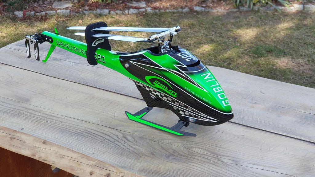 SAB Goblin 380 Green Carbon Kit s (1)