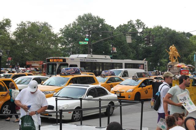 Una pequeña mordida a "La Gran Manzana" y escapada a Washington D.C. - Blogs de USA - Día 3: Empire State Building, Quinta Avenida, intento del MOMA y Times Square. (9)