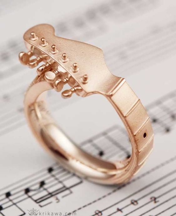 gold-guitar-ring-new.jpg