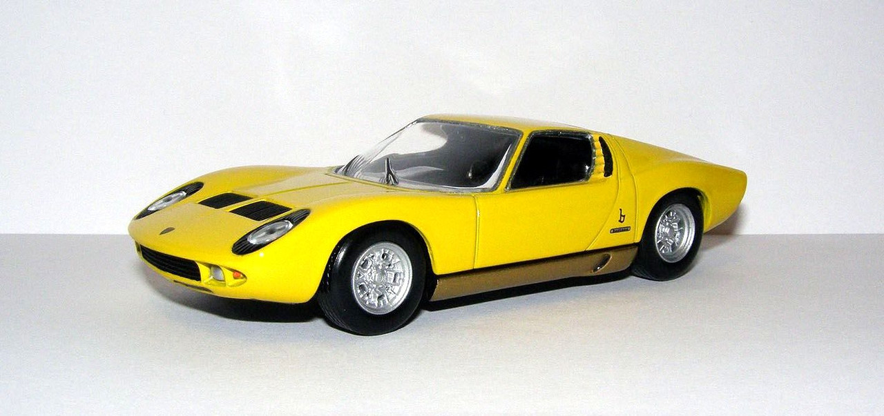 1967 Lamborghini Miura P400 (DelPrado CC#2) 1