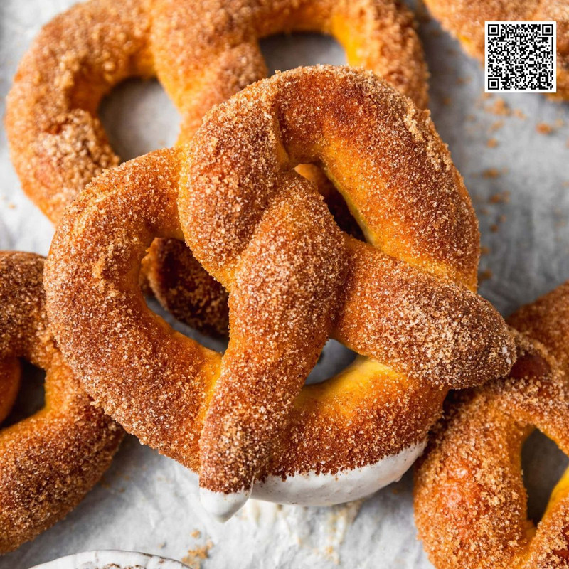 Why Cinnamon Coated Pretzels Are Taking Over the Modern Snack Scene?