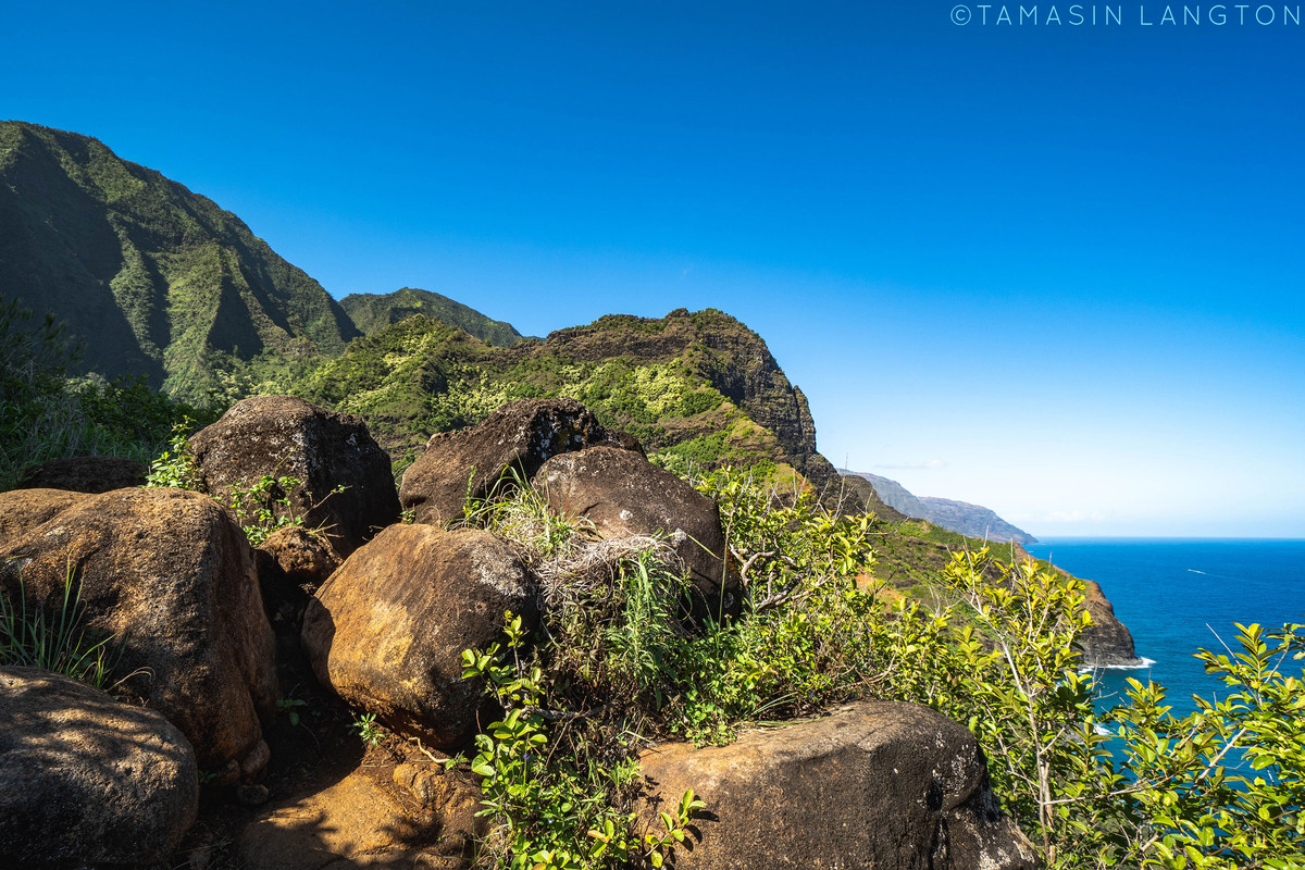 Kalalau-trail-Kauai-Hawaii-15