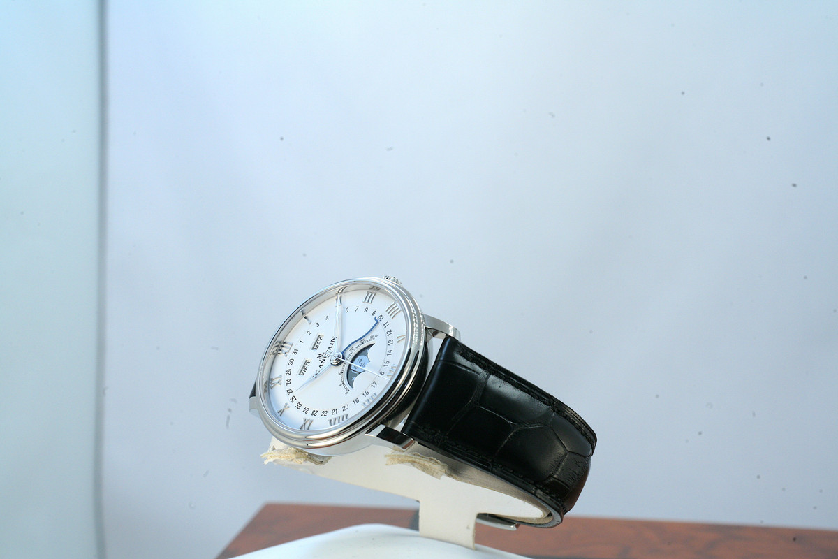 IMG-5624.jpg