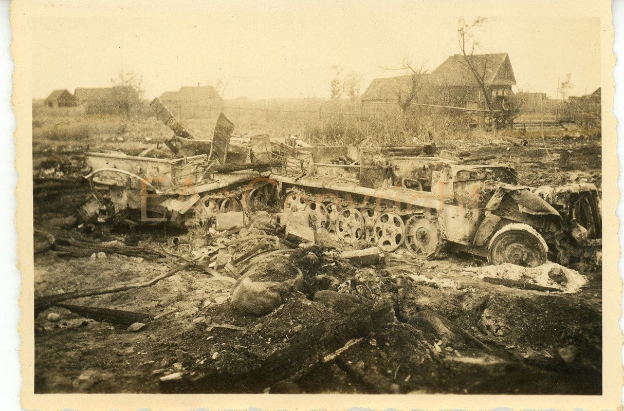 Russland Panzer Tank Kämpfe Halbkette Foto