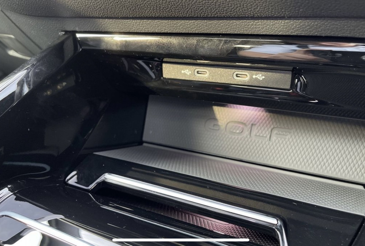 92B49107-B3CF-427F-BAF1-A116016926D1