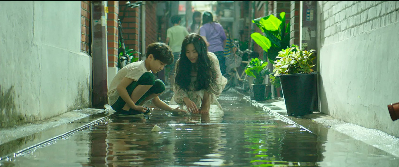 Endless Rain 2021 BluRay [Hindi + Korean] 480p, 720p ESub Screenshot