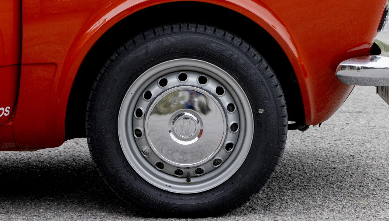 From-the-SEAT-127-to-the-Ibiza-50-years-of-driving-evolution_12_HQ