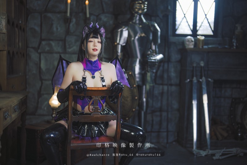 落落Raku 实习魅魔 Succubus Cosplay 写真 42P插图1