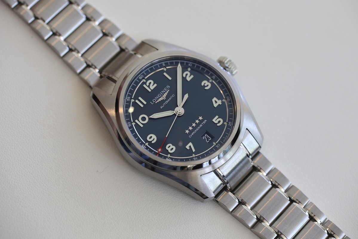 longines-blue-spirit-aviation-37-bracelet