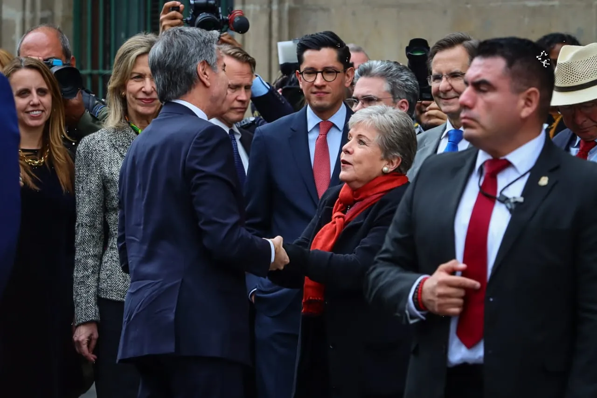 Comitiva de EU encabezada por Blinken llega a Palacio Nacional para reunirse con AMLO