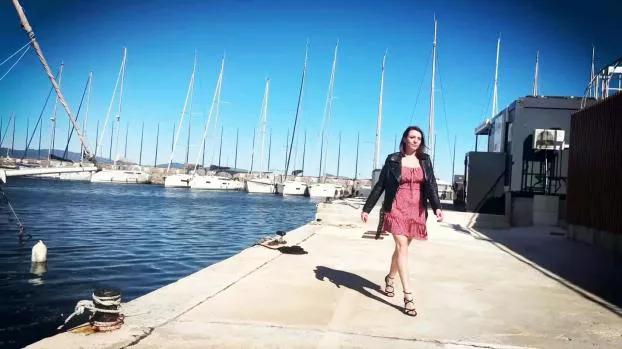 JacquieEtMichelTV – Calie – 32 years old, medical secretary in Marseille!