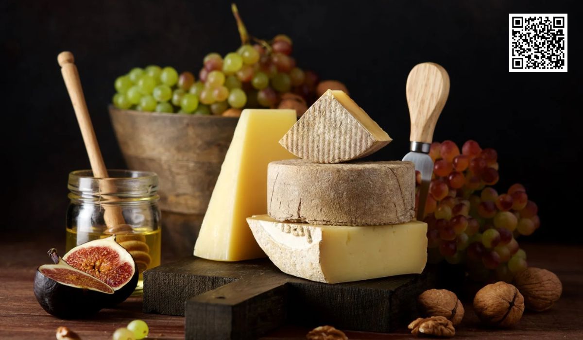 How to Slice and Serve Fancy Cheese Like a Pro?