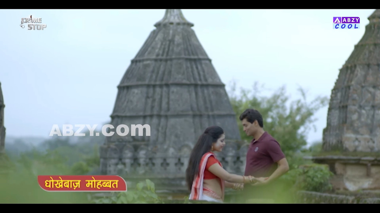 Sexy serial actress naveladn boobs in white and red saree  from crime series.mp4_snapshot_01.18.492