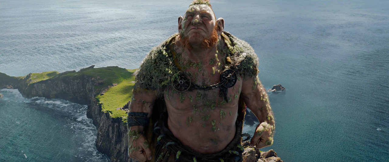 The BFG 2016 BluRay [Hindi + Tamil + Telugu + English] 480p, 720p, 1080p ESub Screenshot