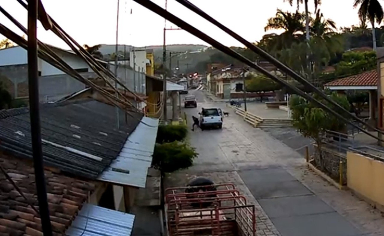 Chinicuila, el poblado sin autoridad, todos huyeron por el miedo al CJNG