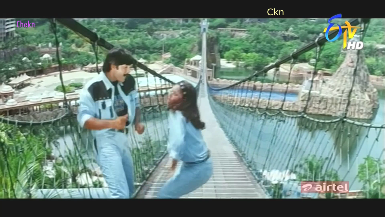 Pilla Nachindi 6 rachana banerji.mkv_000051051