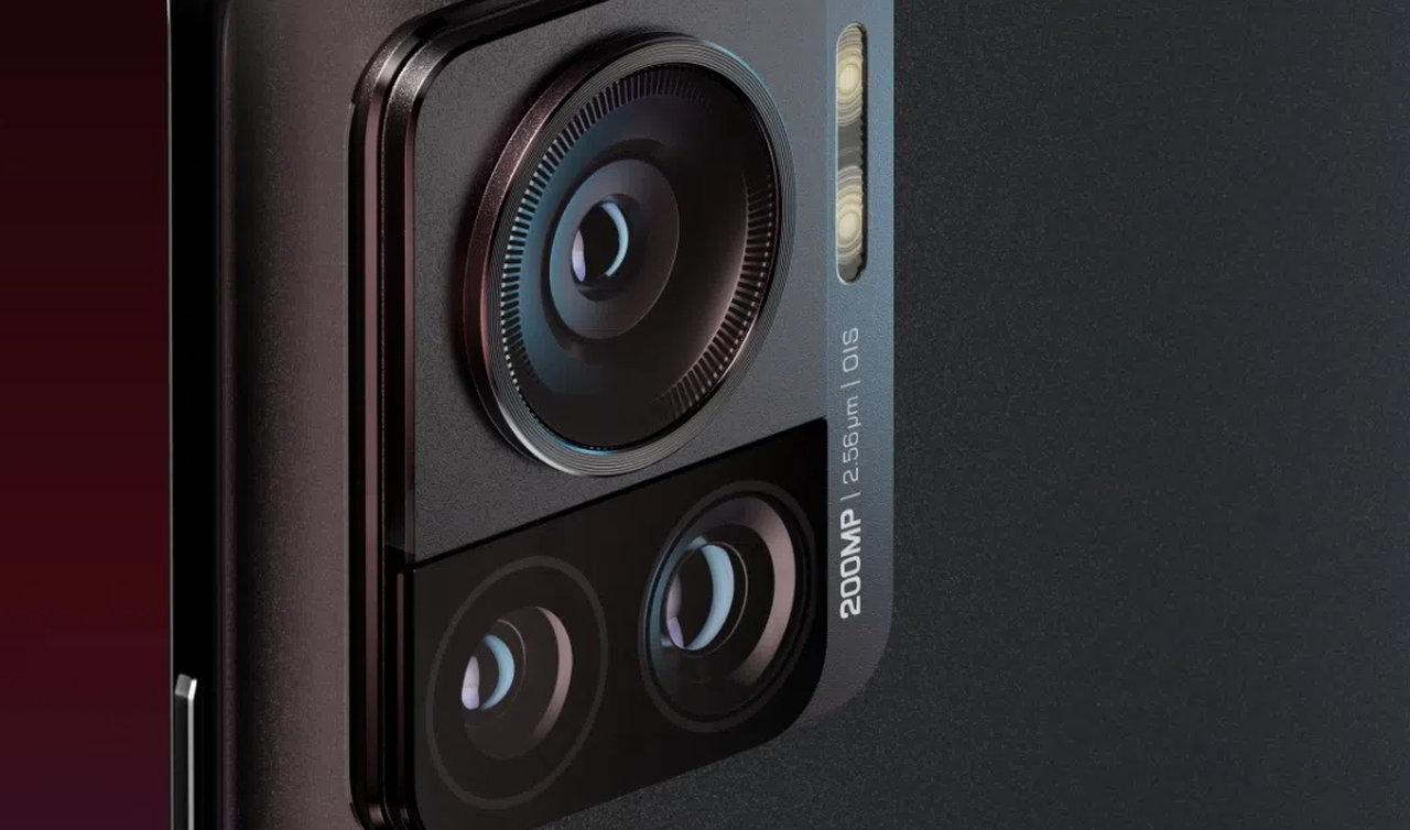 Motorola presenta il primo telefono cellulare al mondo con una