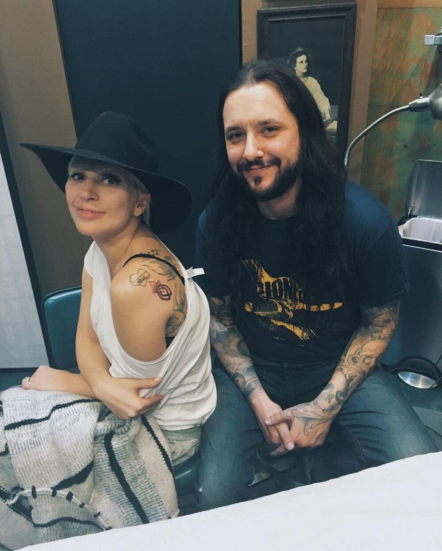 03-3-2016-At-Pioneer-Tattoo-Studio-Chica