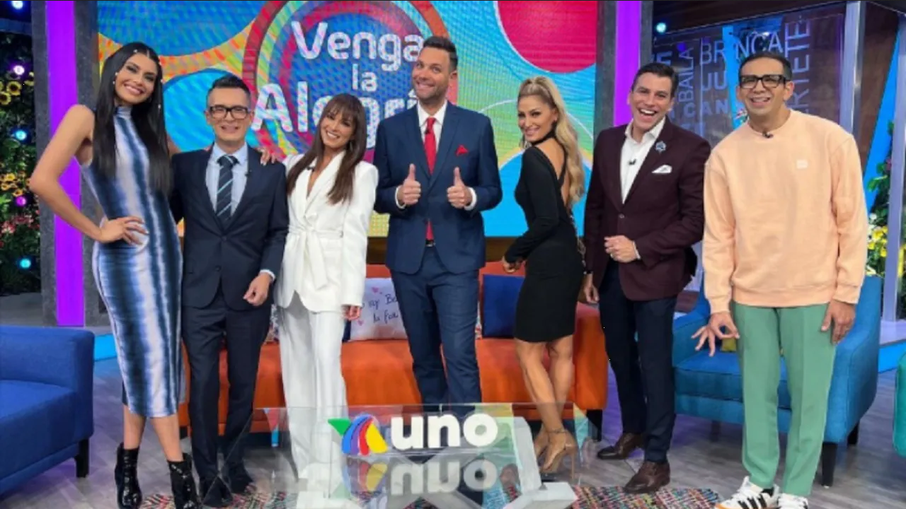 Polémico conductor de VLA anuncia su despido en redes