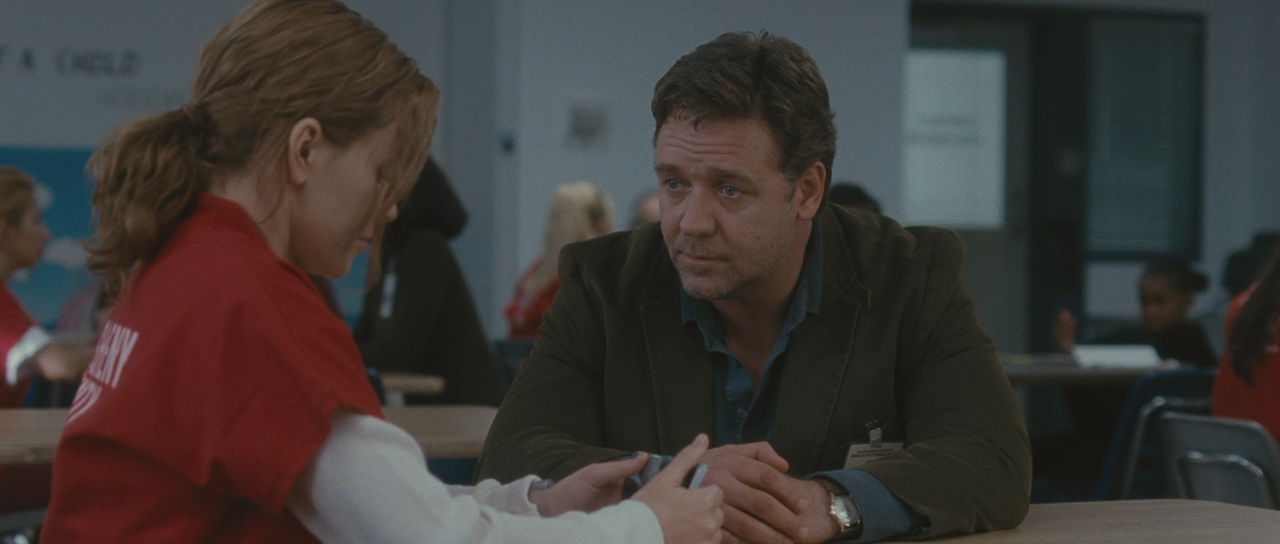 The-Next-Three-Days-2010-mkv-snapshot-00-11-47-2021-10-11-23-44-37.png