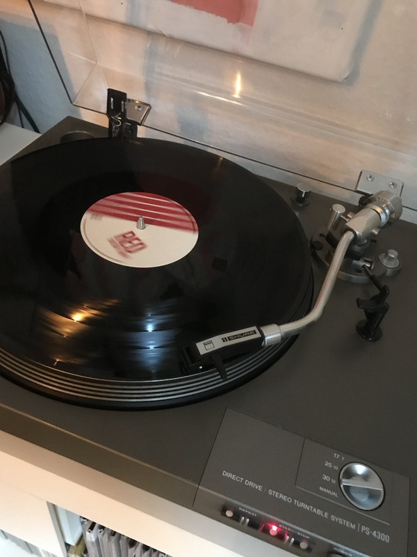 58826918-E344-48CE-B0C3-B79E9720A6A3