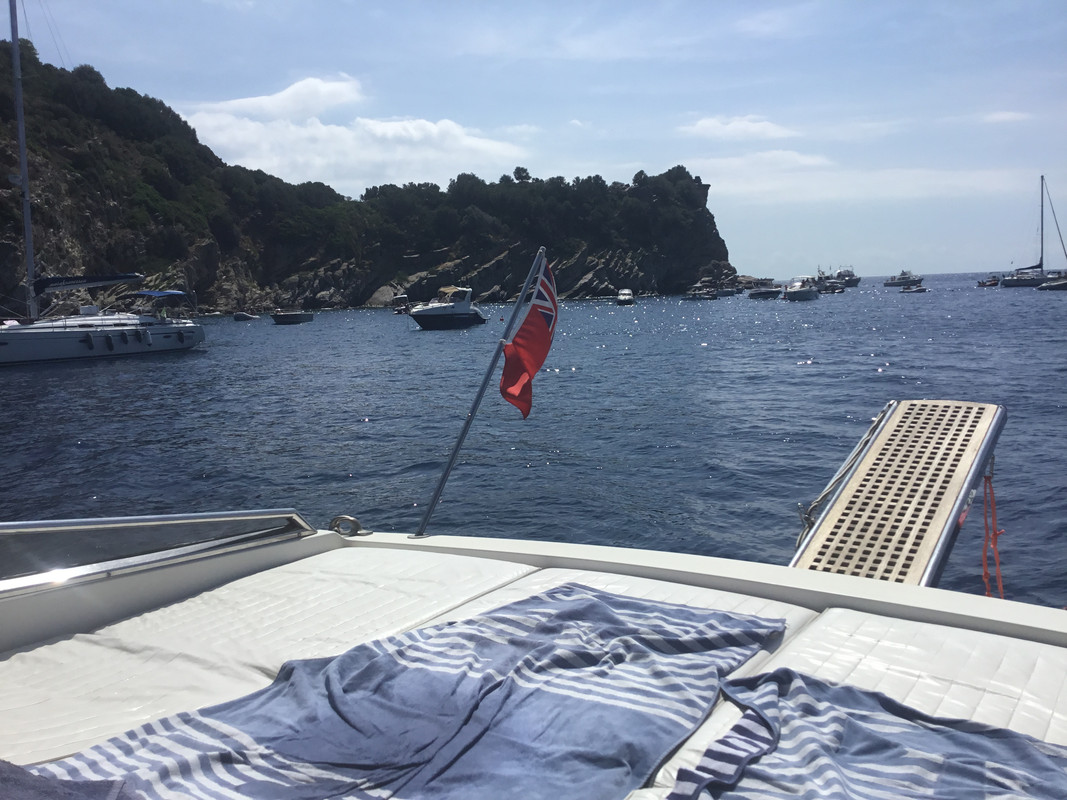 6158B66E-FFE5-4AB3-A1AA-7DFC3043094C