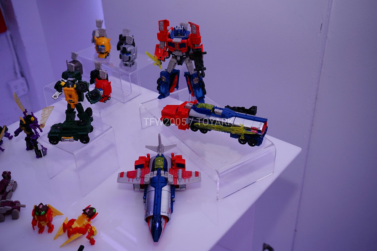 NYCC2016-Titans-Return-040