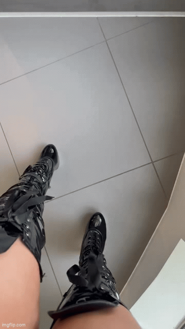 [Image: 9y45vq.gif]
