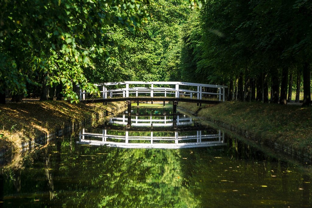 green-bridge-3573586-1280.jpg