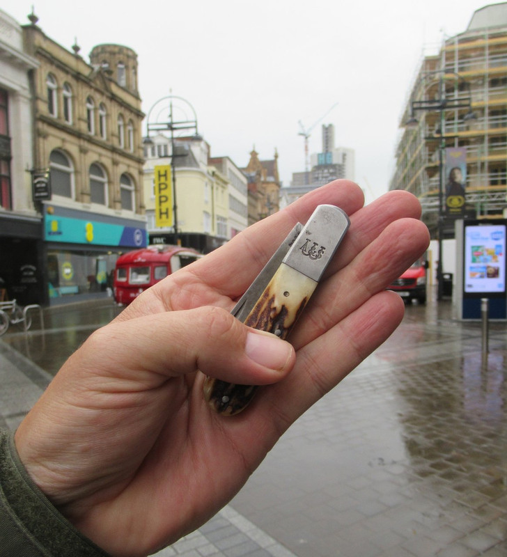 Hartshead Barlow (Stag) 299-3