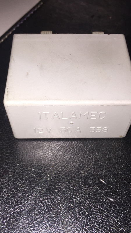 3740EB1A-BD31-402B-B17D-DCF451945418