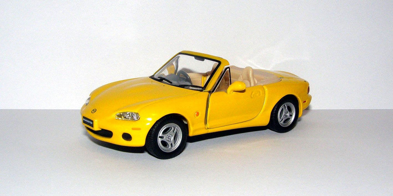 1998 Mazda Roadster (NB) (Cararama- Hongwell) 1