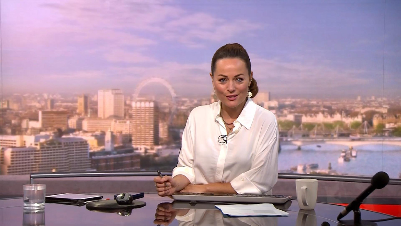09.10 - 06.00.00 - BBC World News. News. Reporting on the day's inter....ts_snapshot_01.42_[2021.09.